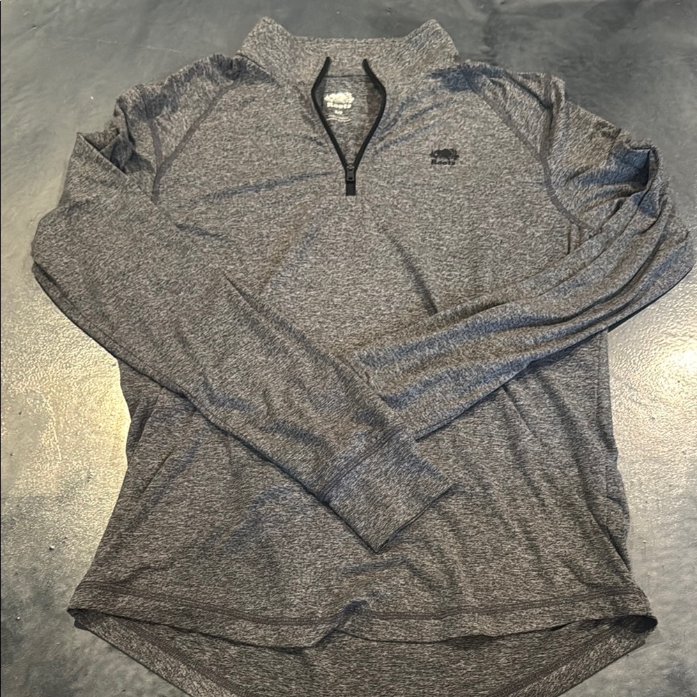 Roots Gray Quarter-Zip Pullover, lightweight. men’s size Small.